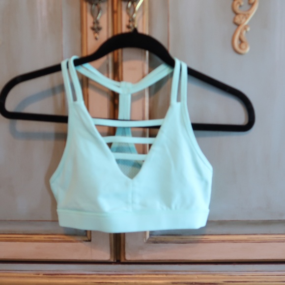 Zyia Tops - Zyia brand new aqua sports bra small